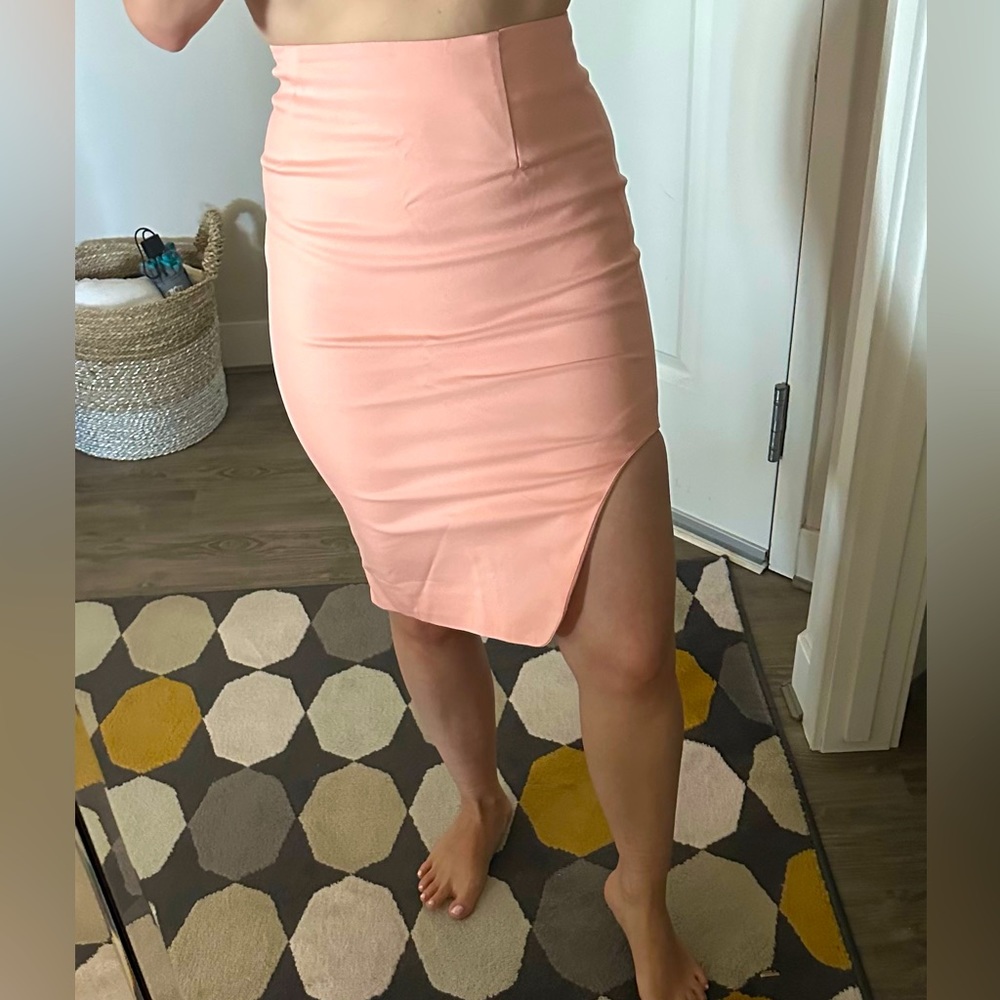 Asymmetrical high waisted skirt